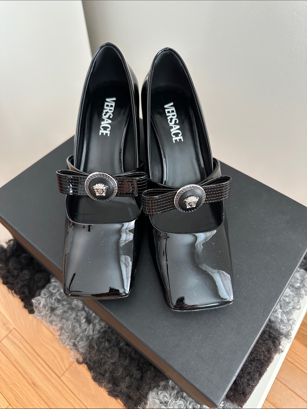 Versace Black Patent Mary Jane Pumps With Medusa Button
